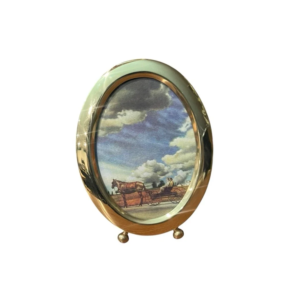 Vintage Gold Metal Oval Picture Frame 3.5 x 5 Photo Minimalist 90s Modern Sleek